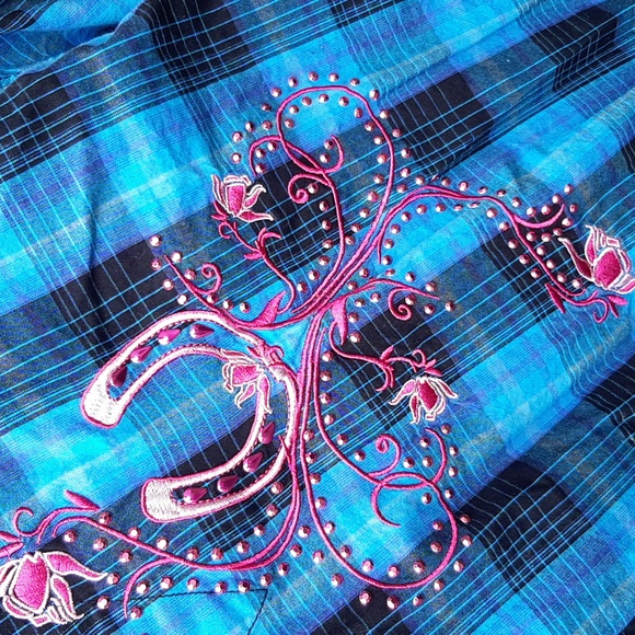 Western Blue Plaid with Crystal Snaps - Picture 5 of 7